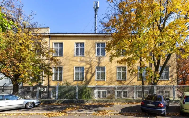 Obiekt komercyjny na sprzedaż Warszawa